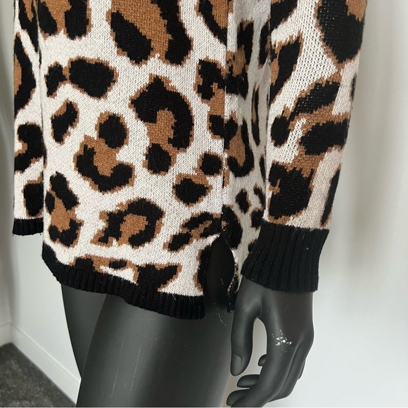 ⚪️ 🐑 SAKS FIFTH AVENUE/ CASHMERE WOOL BLEND CHEETAH PRINT MOCK NECK SWEATER - Picture 3 of 8